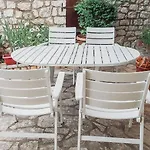 Appartamento Agrilia Maison Razáta