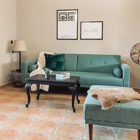 Agrilia Maison * Razata