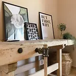 Agrilia Maison * Razata