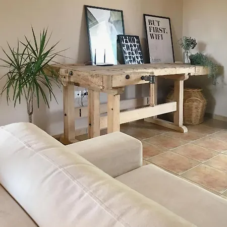 Agrilia Maison Ραζάτα