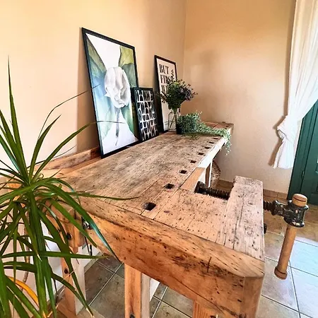 Agrilia Maison * Razáta