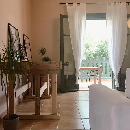 Lägenhet Agrilia Maison